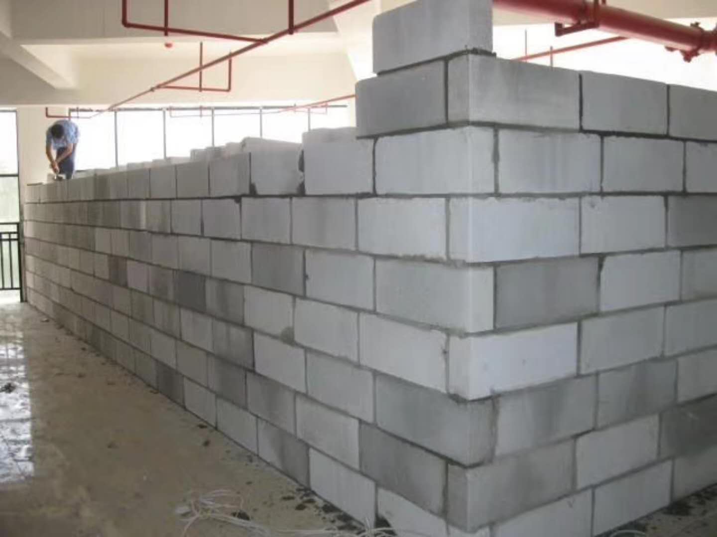 皋兰蒸压加气混凝土砌块承重墙静力和抗震性能的研究